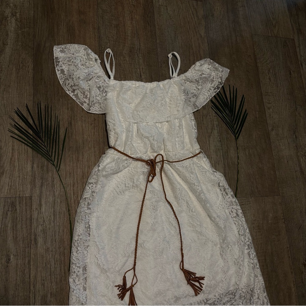 Bailey Blue White Lace Dress - Picture 4 of 9